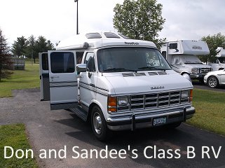 Don and Sandee's compact Class B motorhome